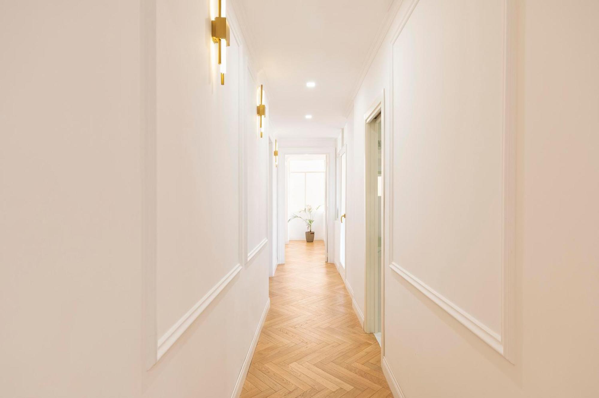 Sjr Luxury Apartment Trevi Fountain Рим Екстер'єр фото