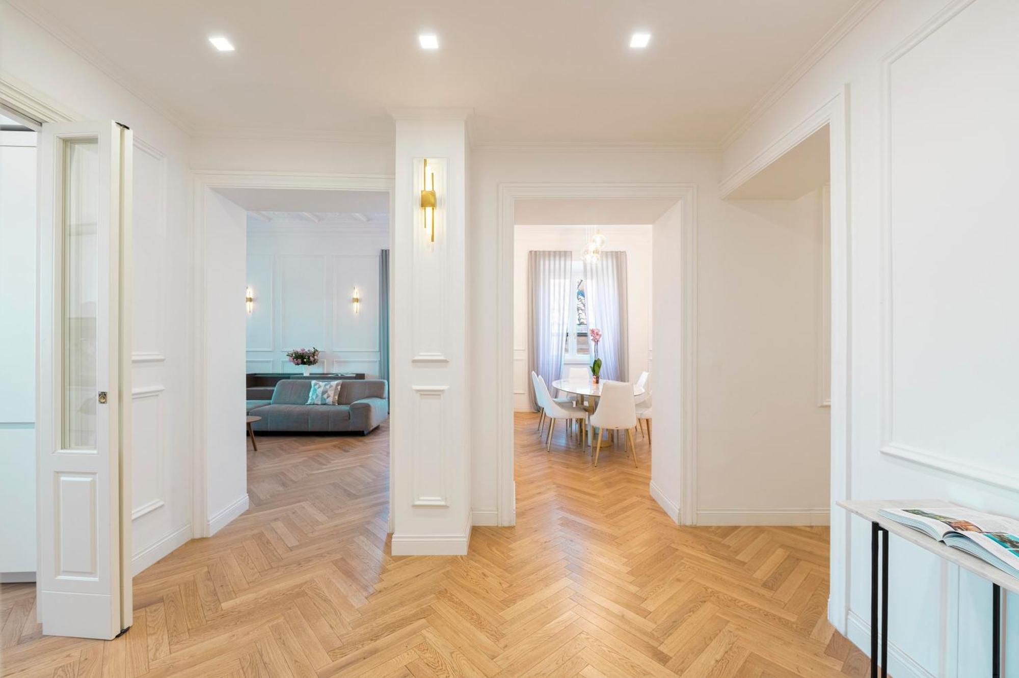 Sjr Luxury Apartment Trevi Fountain Рим Екстер'єр фото