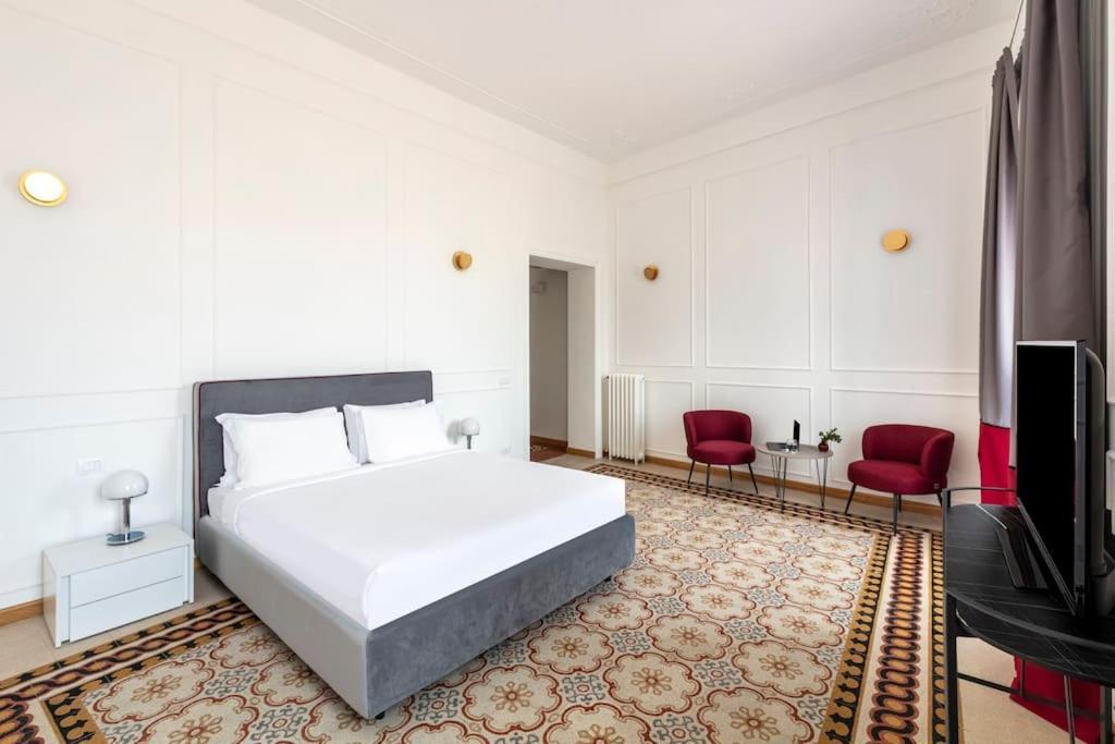 Sjr Luxury Apartment Trevi Fountain Рим Екстер'єр фото