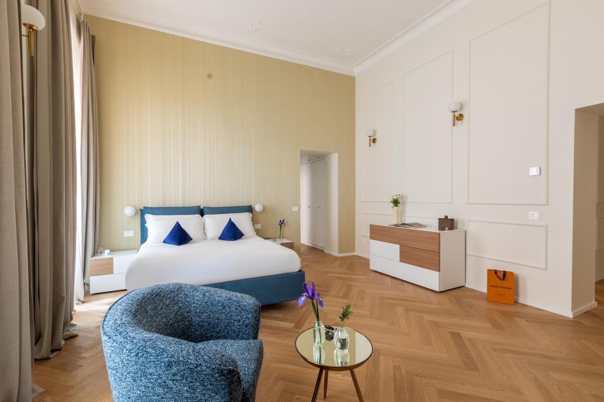 Sjr Luxury Apartment Trevi Fountain Рим Екстер'єр фото